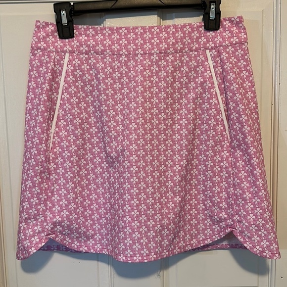 Vineyard Vines Dresses & Skirts - Vineyard Vines Performance Polyester Spandex Pink&White Printed Skort Skirt Sz 6